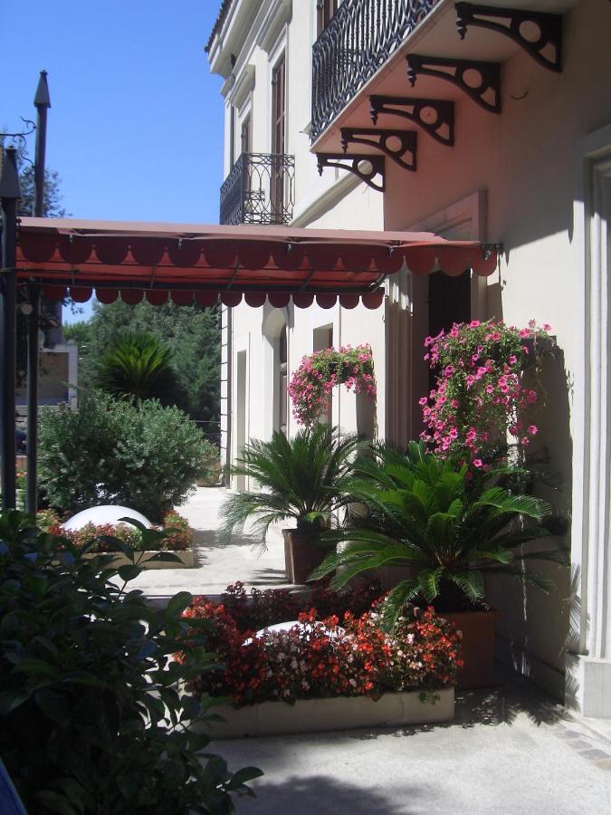 Hotel Claila Francavilla Al Mare Exterior photo